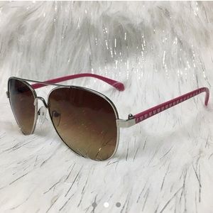 Pink And White Hearts Pattern Aviator Style Sunglasses